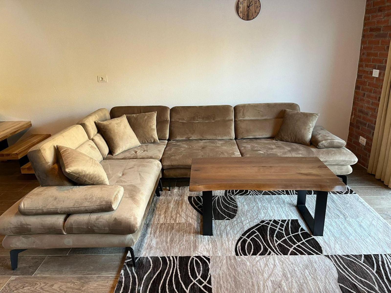 Bujtinat Lisa Apartment Boge Luaran gambar